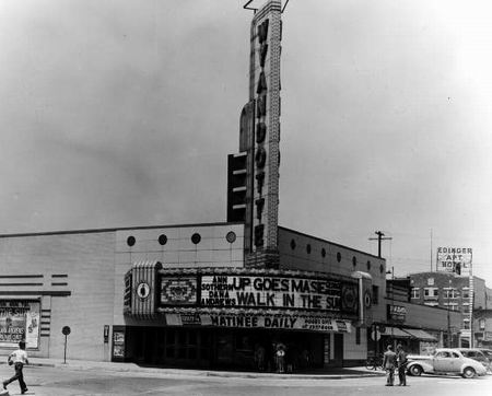 Wyandotte Theatre - Old Pic From City Of Wyandotte (newer photo)